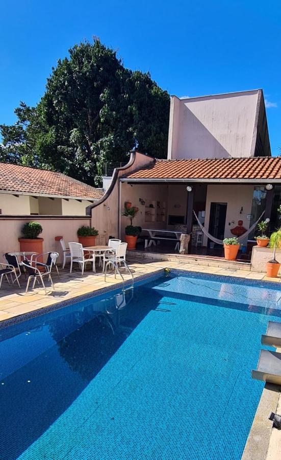 Hostel Oktoberfest Casa Laranja Blumenau Exterior photo
